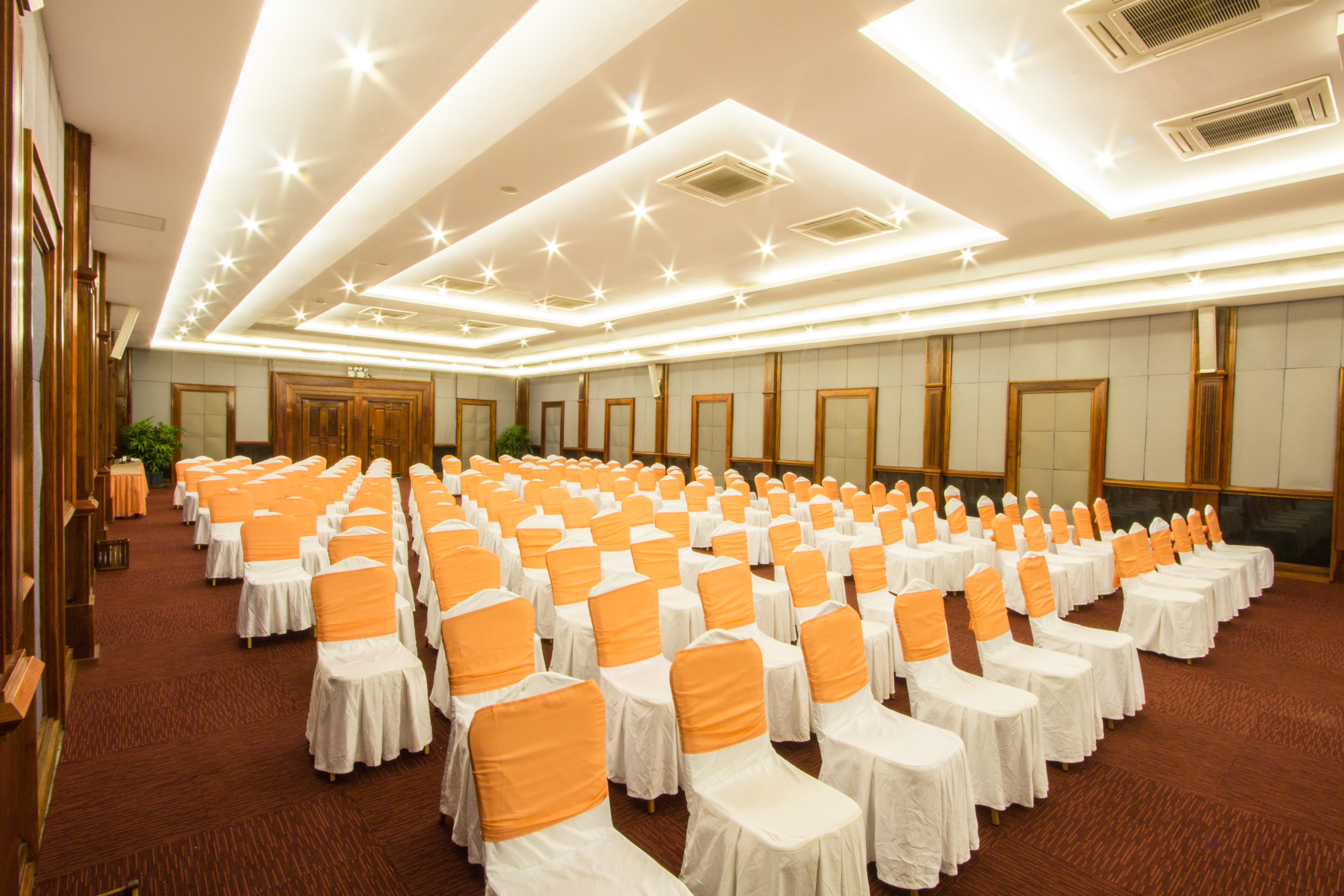 Royal Empire Hotel Сиемрип Экстерьер фото