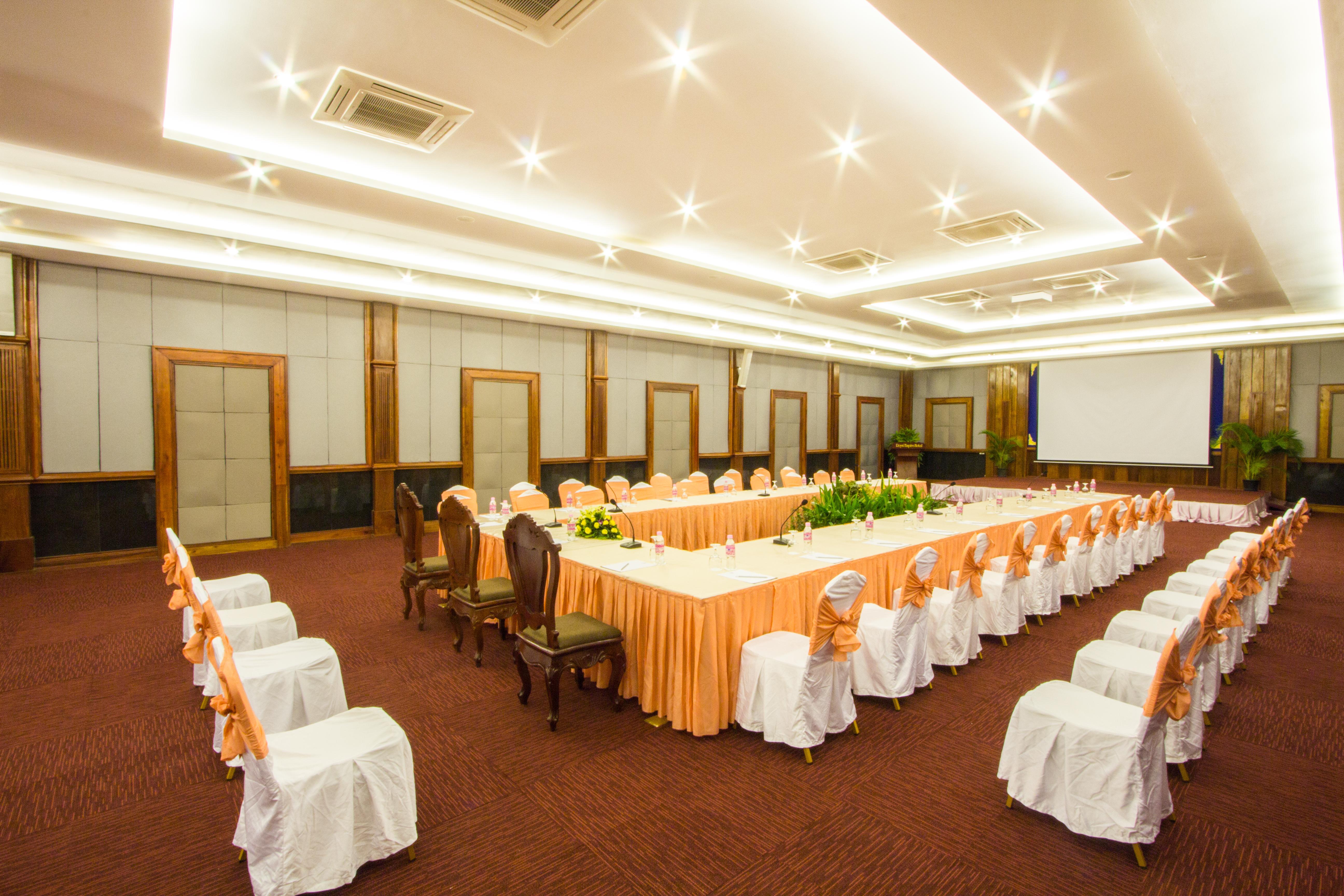 Royal Empire Hotel Сиемрип Экстерьер фото